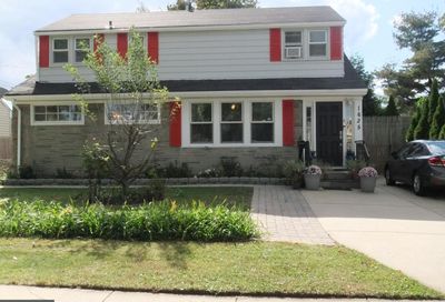 1625 Lewis Rockville MD 20851