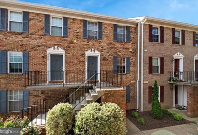 935 S Rolfe Street 2 Arlington VA 22204